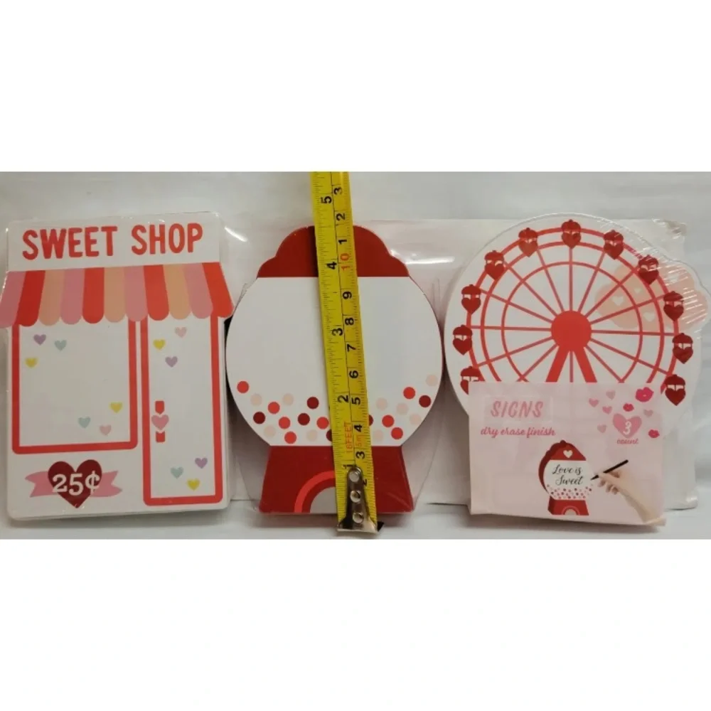 2022 Target Bullseye Playground 2 Wood Valentine Sign Tier Tray Decor Hearts New